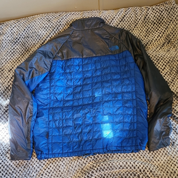 The North Face Men's Large Blue & Gray Jacket - Picture 2 of 7